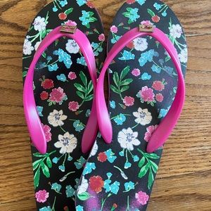 Kate Spade flip flops- Size women’s 9-10